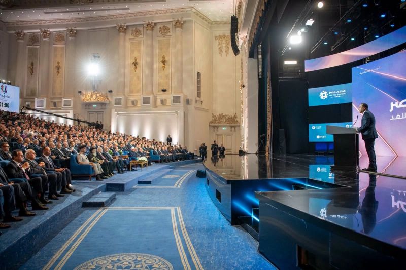 رئيس مجلس الوزراء يعلن افتتاح مستشفيات جامعية جديدة وخطة للقضاء على قوائم الانتظار