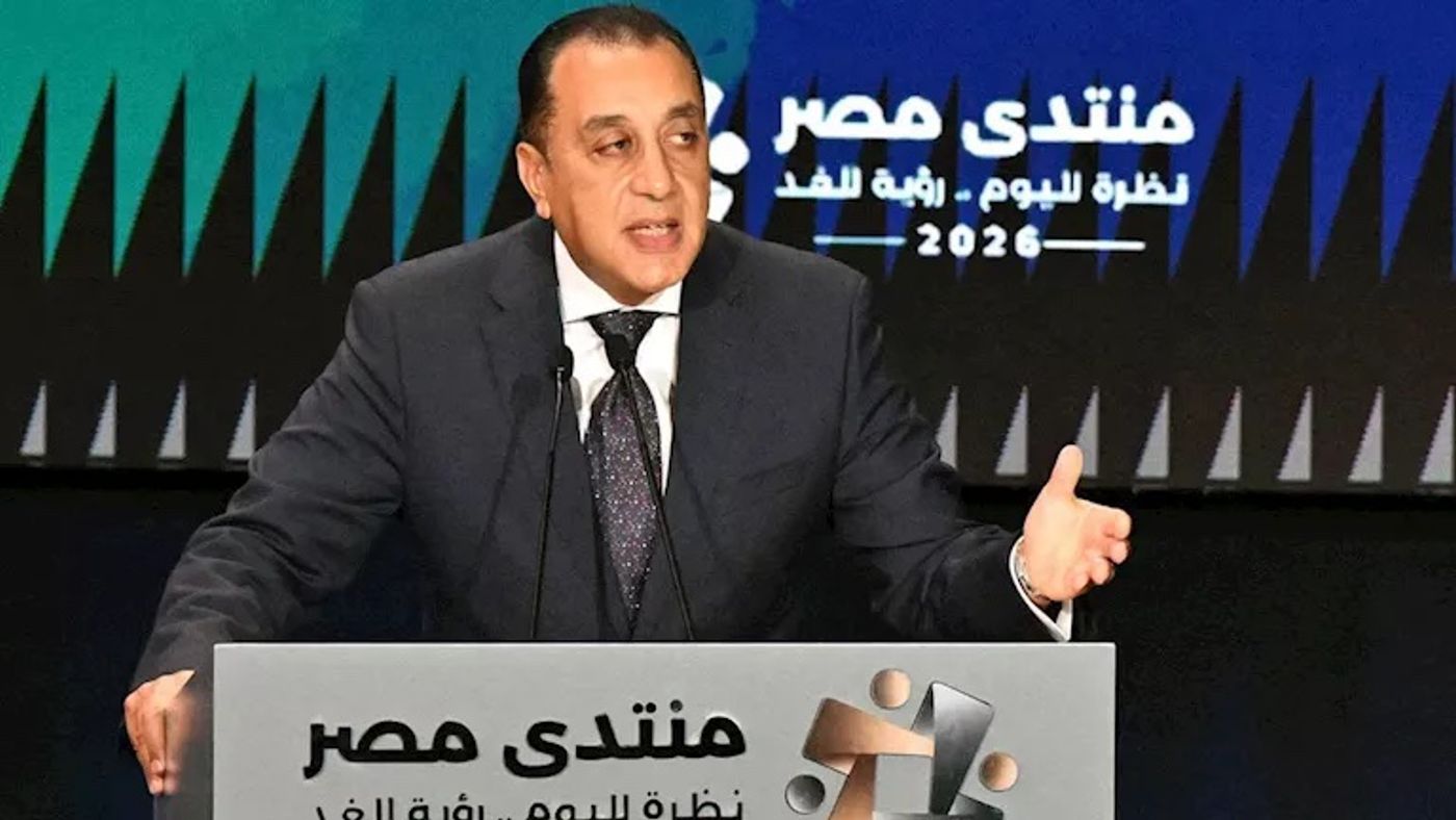 مدبولي يعلن جدولاً زمنياً لإنهاء الفترات المسائية بالمدارس ومزايا الرخصة المهنية للمعلمين