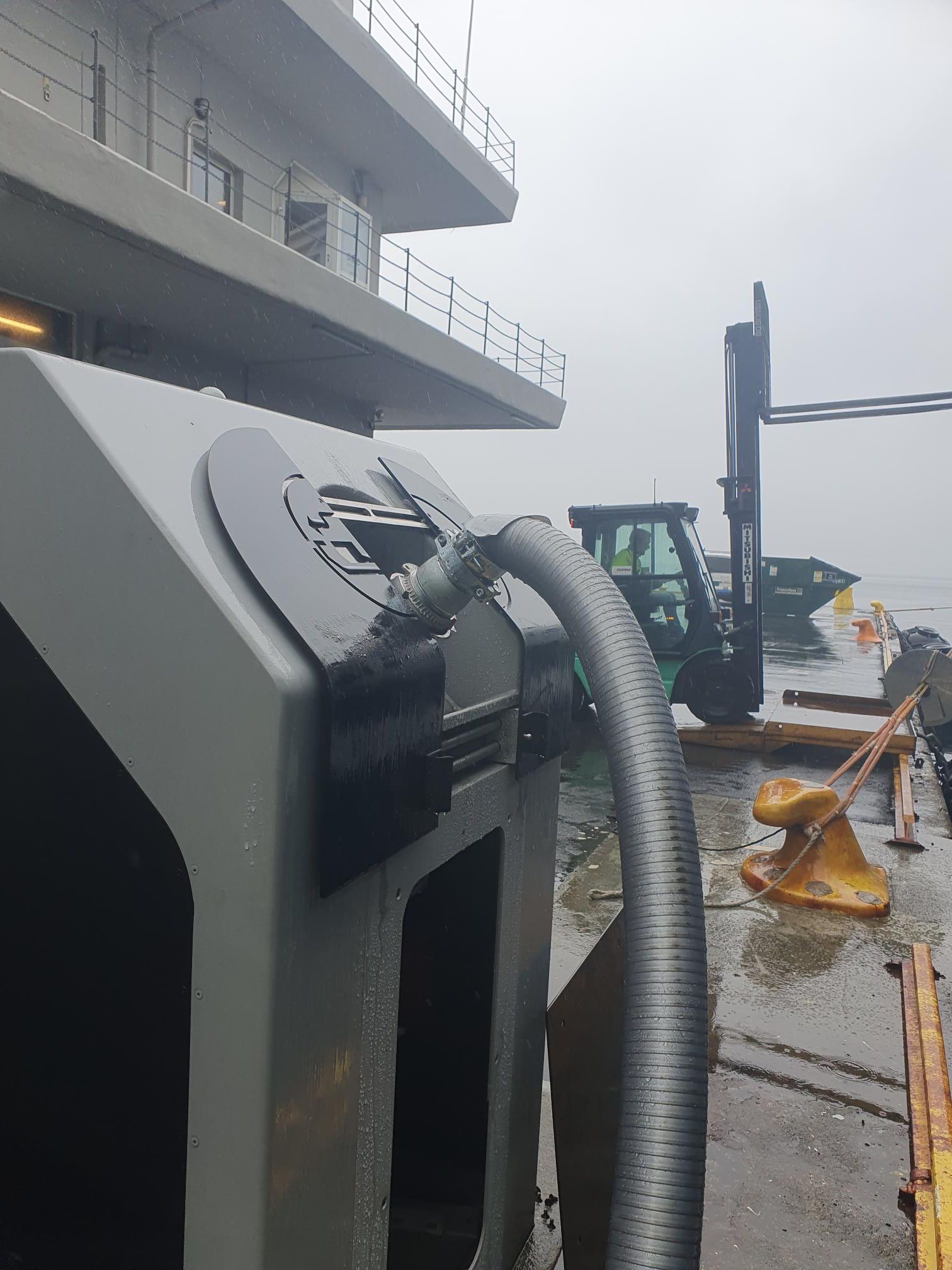 Sewage system connection point