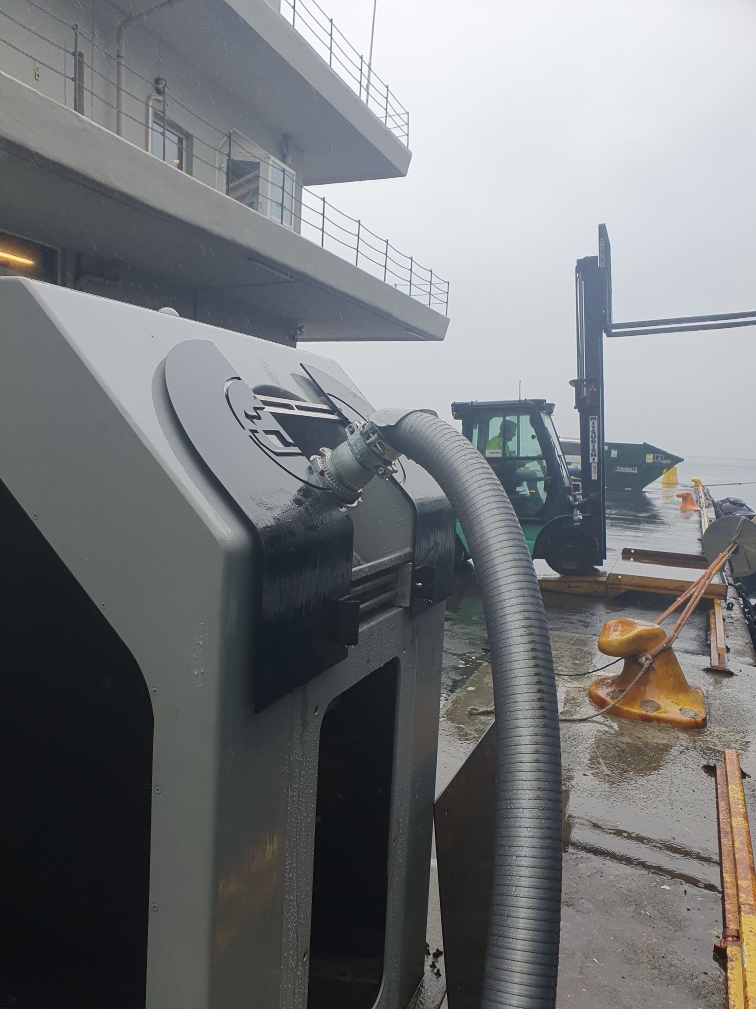 Sewage system connection point