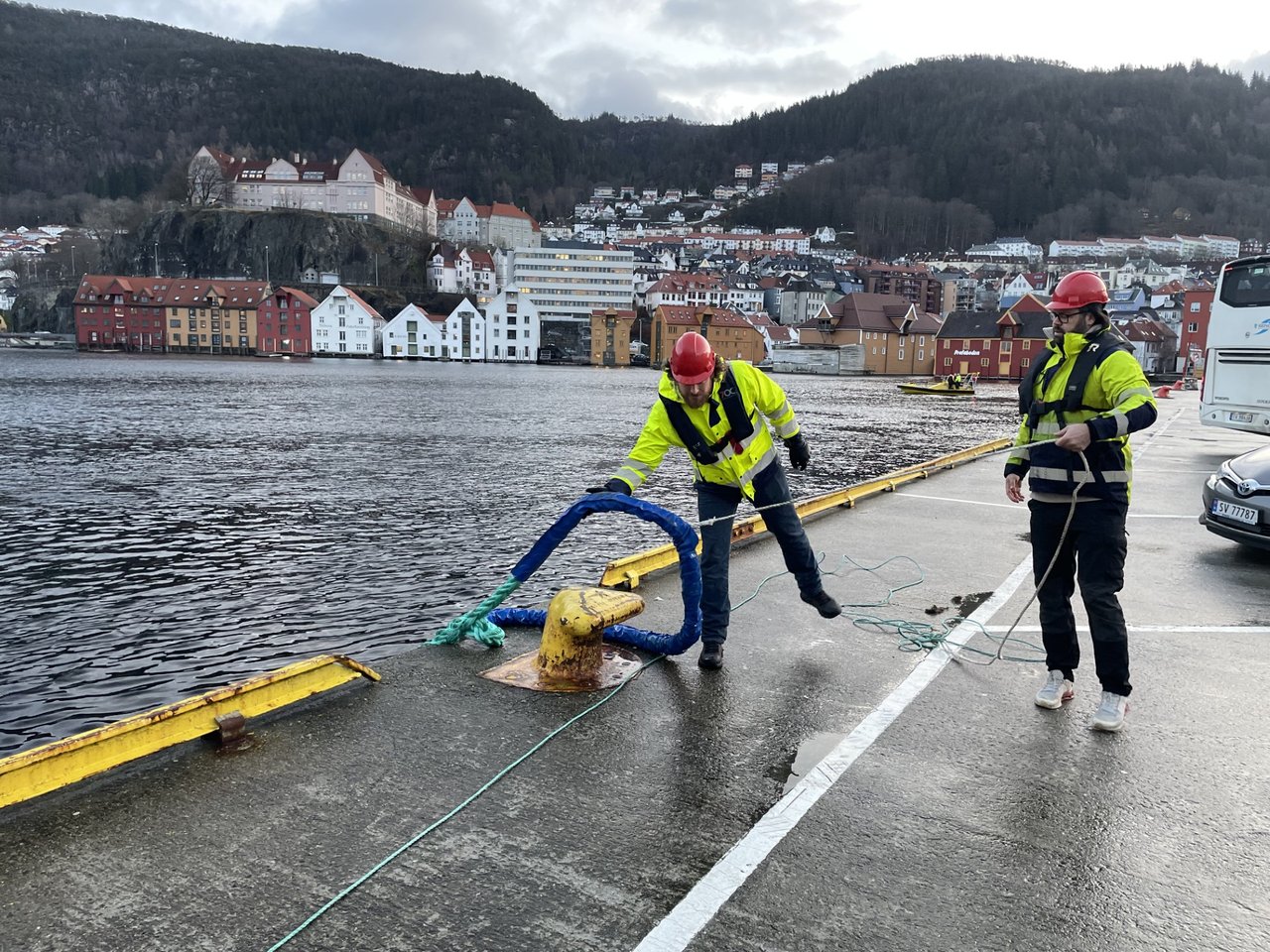 Båtmann-Stasjonen sine fortøyningsoppgaver blir nå en del av Bergen Havn sitt tilbud