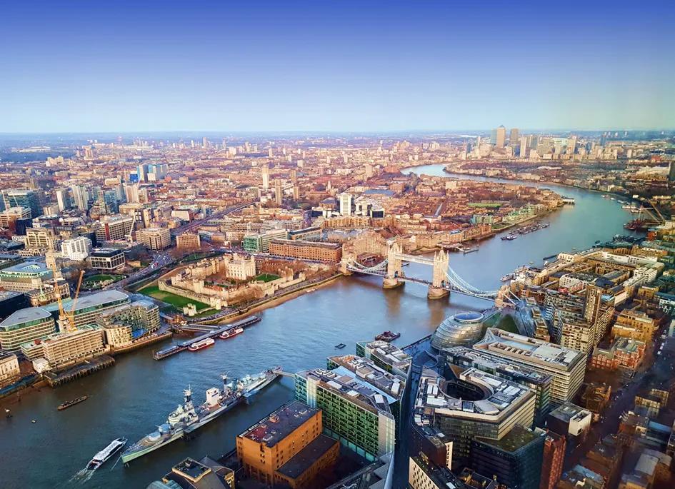 river-thames-in-london.webp