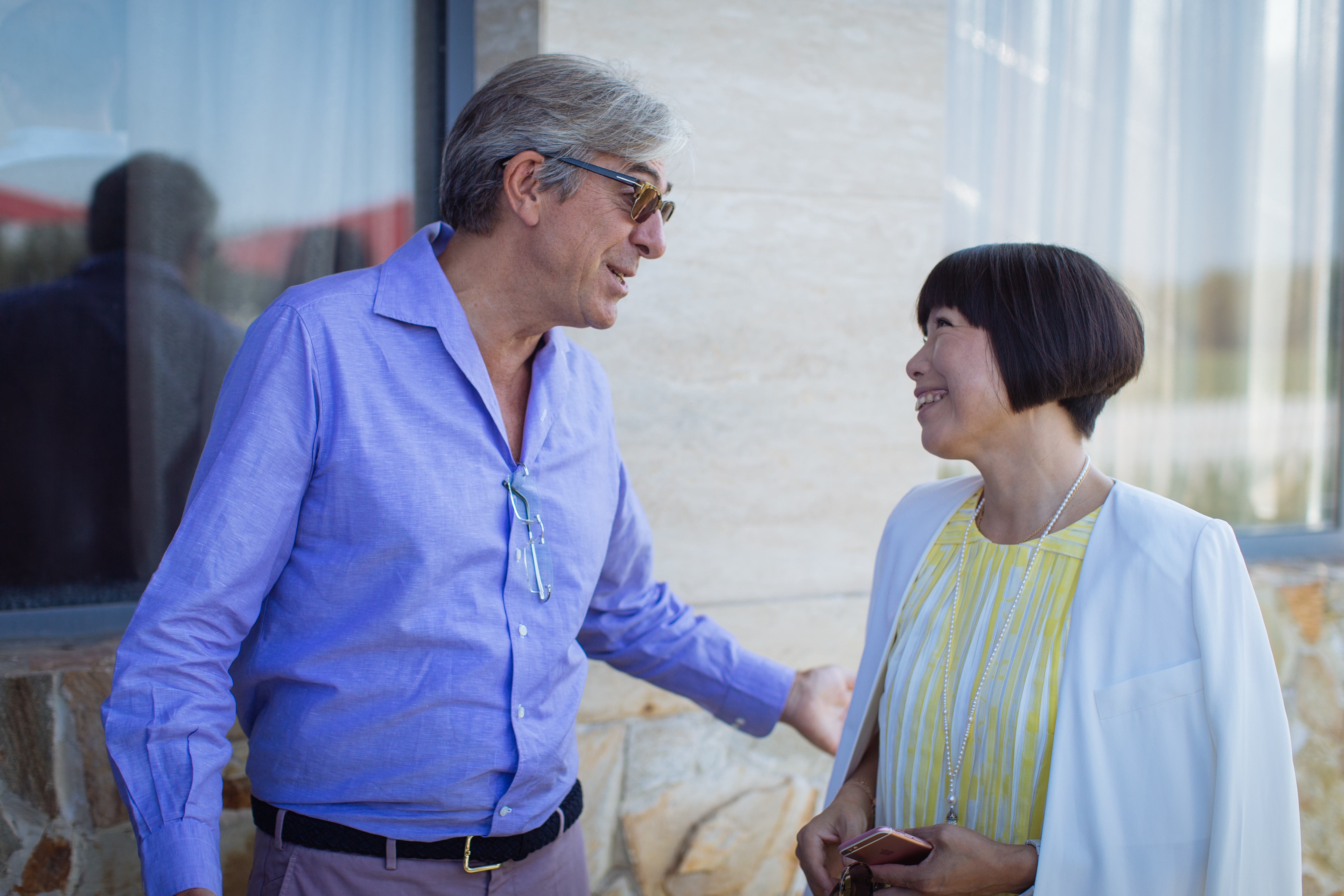 Michael Ward, the managing director of Harrods, (L) and Vogue China Editor-in-Chief Angelica Cheung (R). (Sam Churchill)