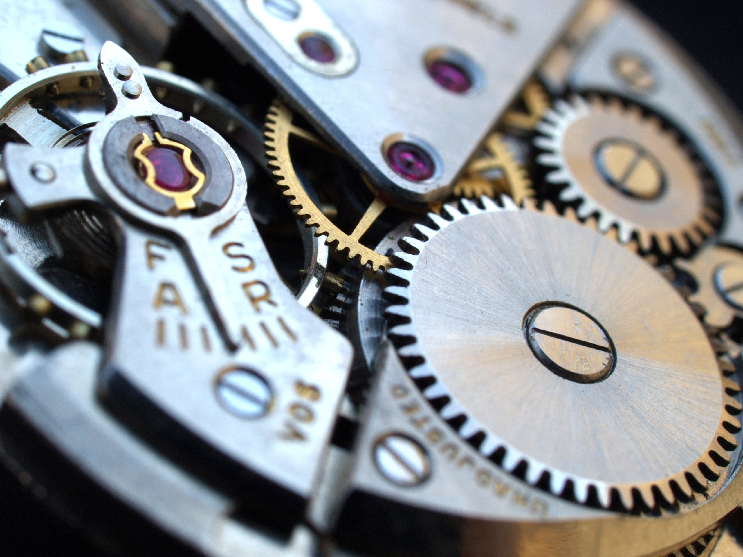 Swiss watch exports to China declined 6.9 percent in 2023. Photo: Shutterstock