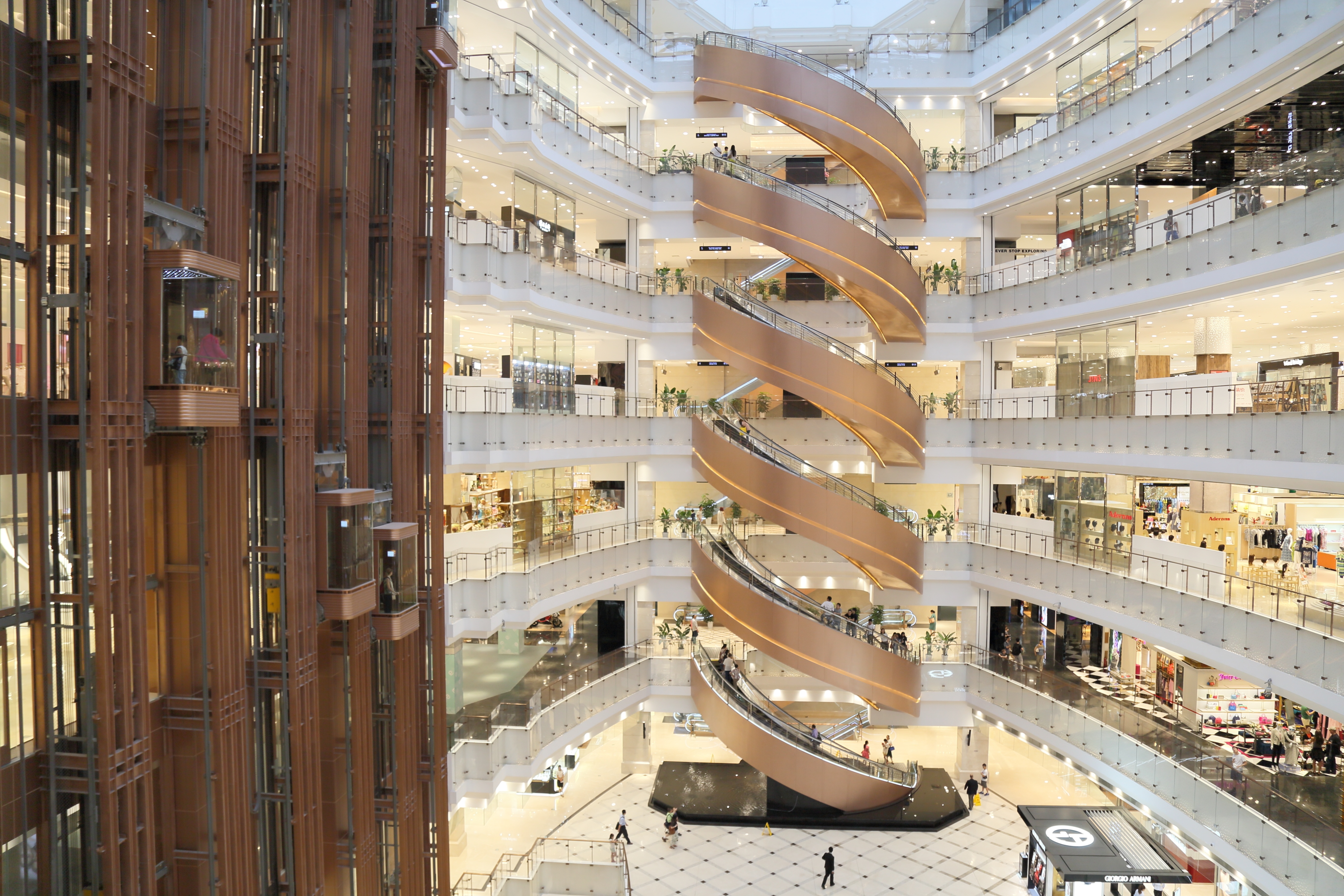 The New World mall in Shanghai. (Shutterstock)