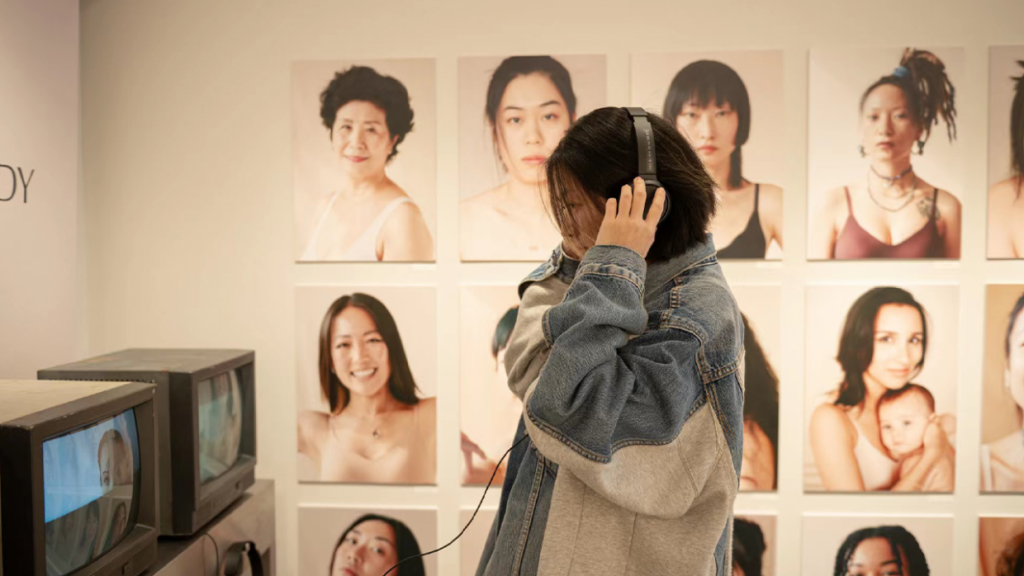 Neiwai opened an offline exhibition for International Women's Day 2022. Photo: Neiwai