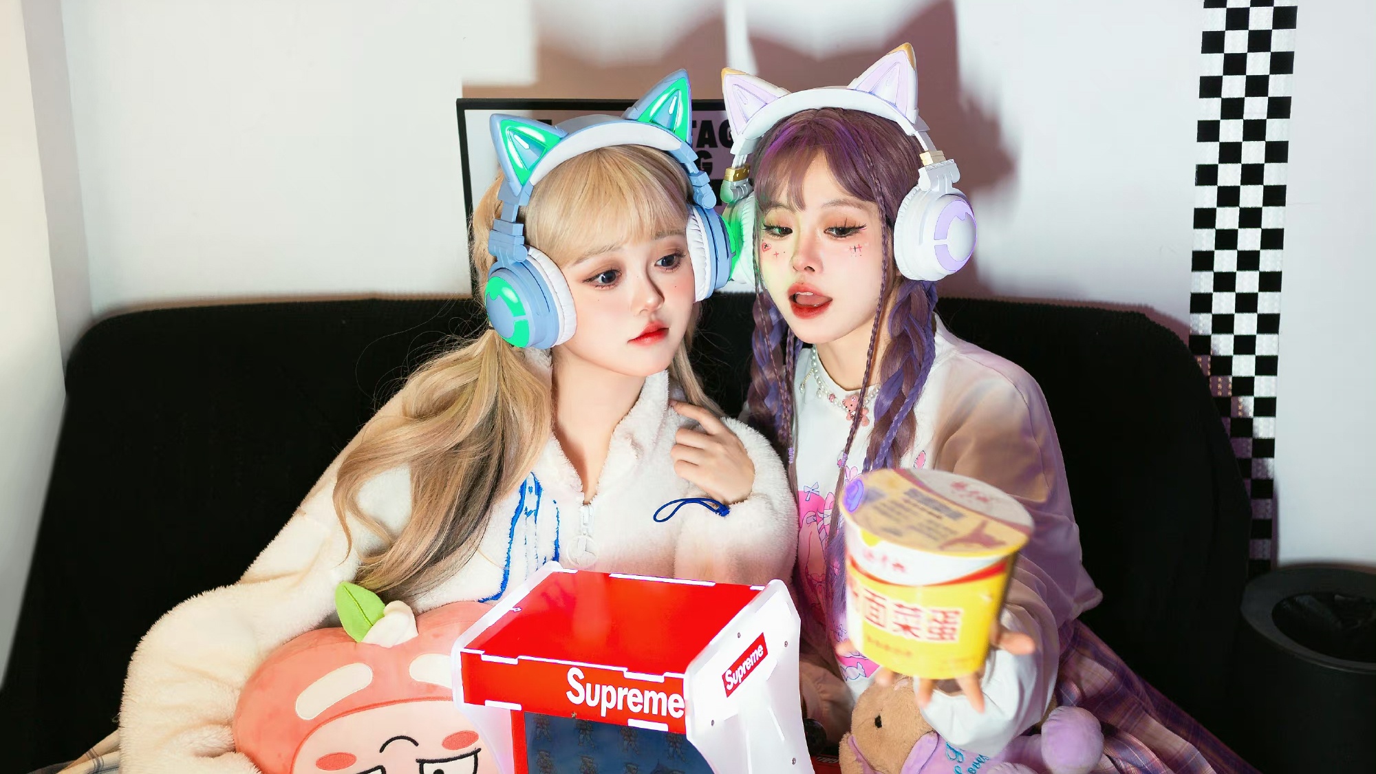 Cute, fun and customizable, TikTok's gamer girl aesthetic has taken over Chinese social media. As fashion takes a cyber turn, here’s how brands can capitalize on this trend. Photo: Yowu