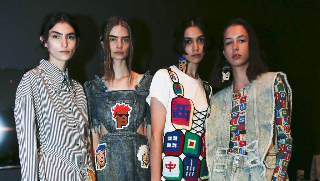 今期Vivienne Tam Vivienne Tam Looks To Fashion's Metaversal Future At NYFW