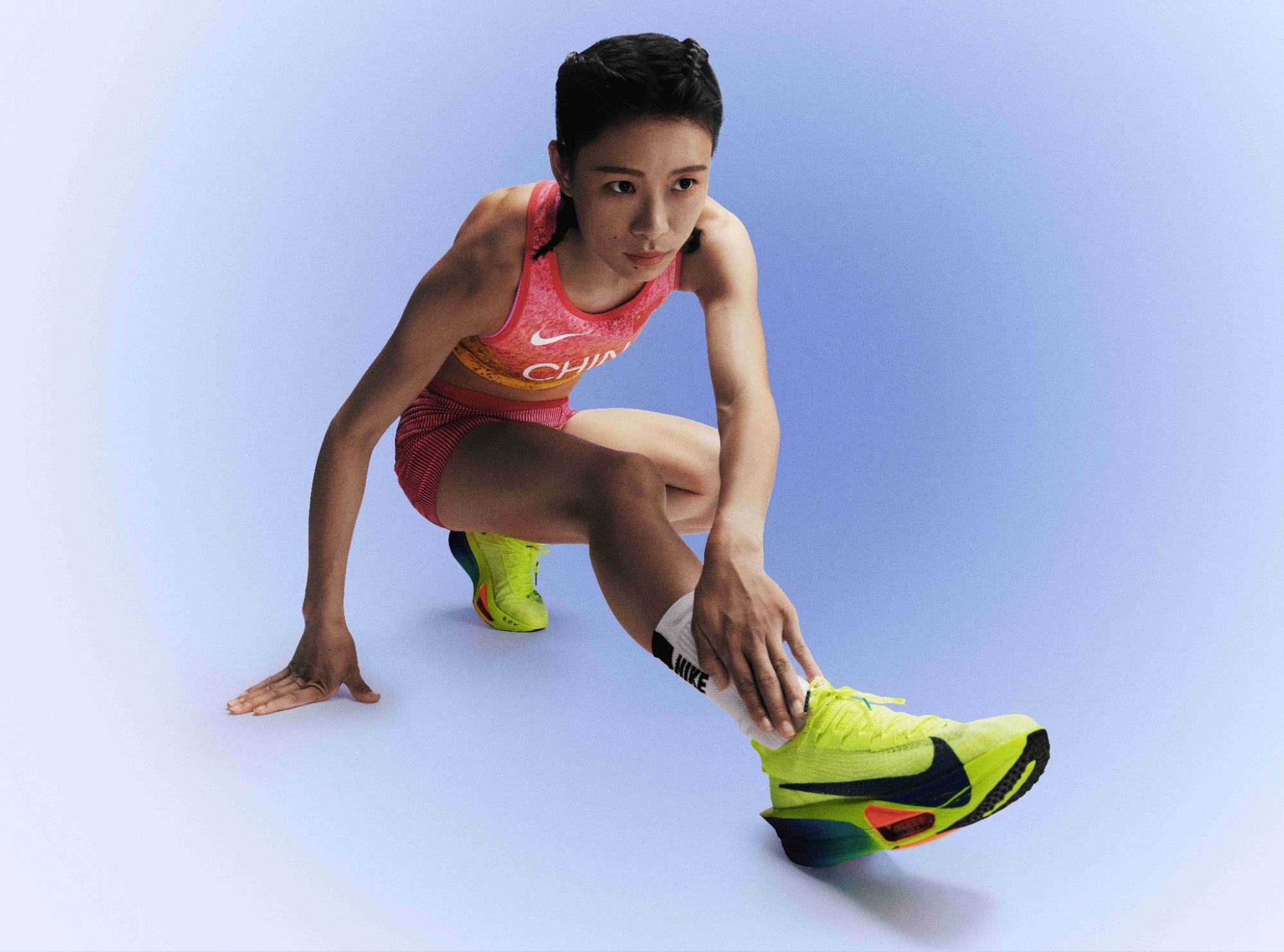 Chinese marathon runner and Nike athlete Zhang Deshun will participate in the 2024 Olympic Games wearing Nike Alphafly 3. Image: Nike
