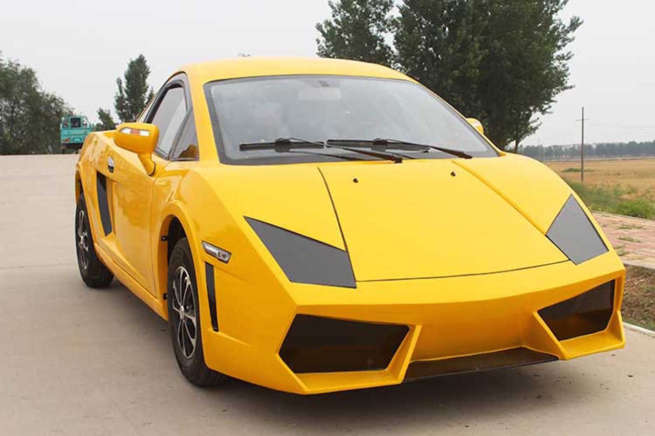 Trending in China: Driver of Knockoff Lamborghini in China Stopped by Police