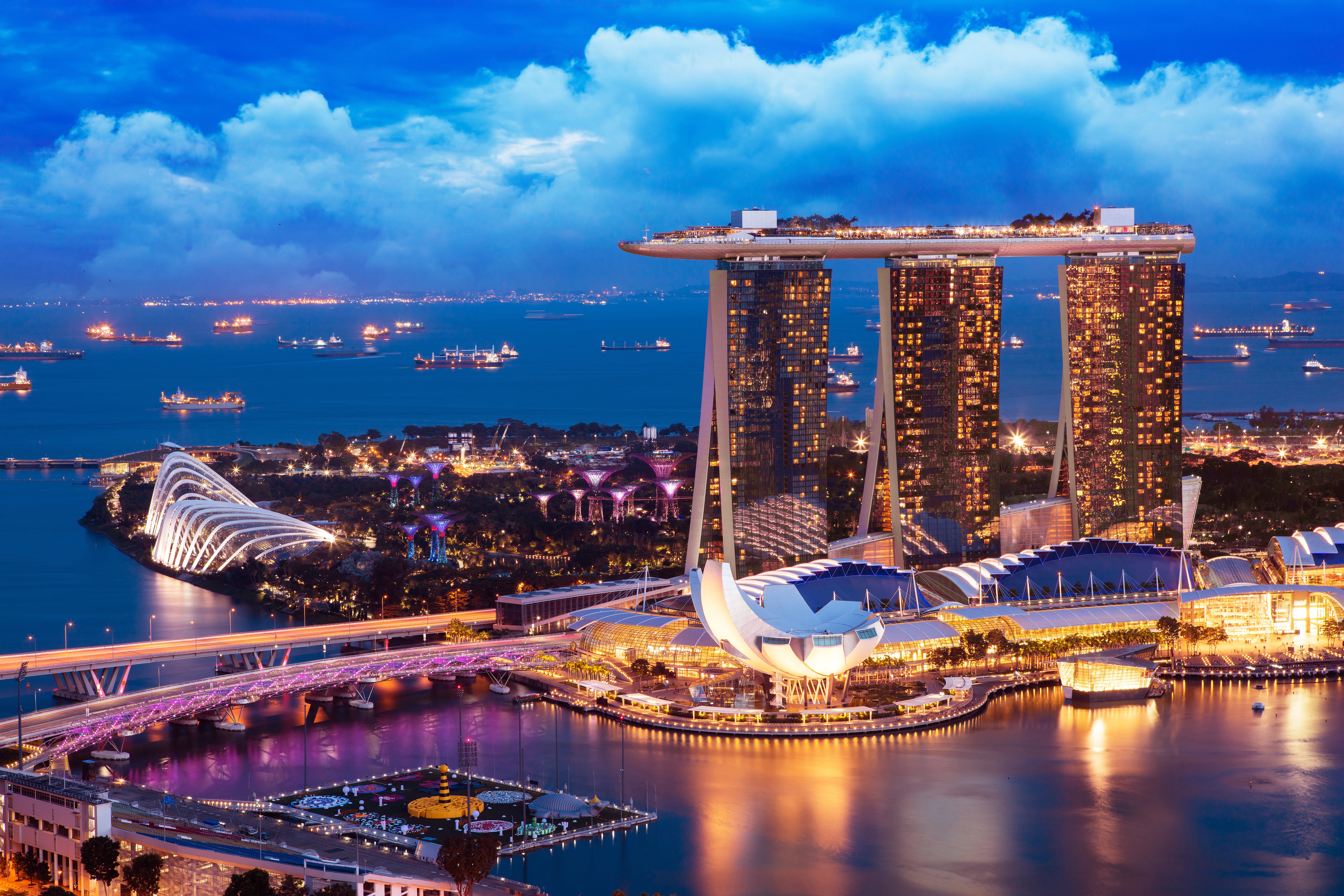 Singapore has seen success in building its ultra-wealthy population, yet getting them to invest locally is a bigger challenge. Image: Shutterstock