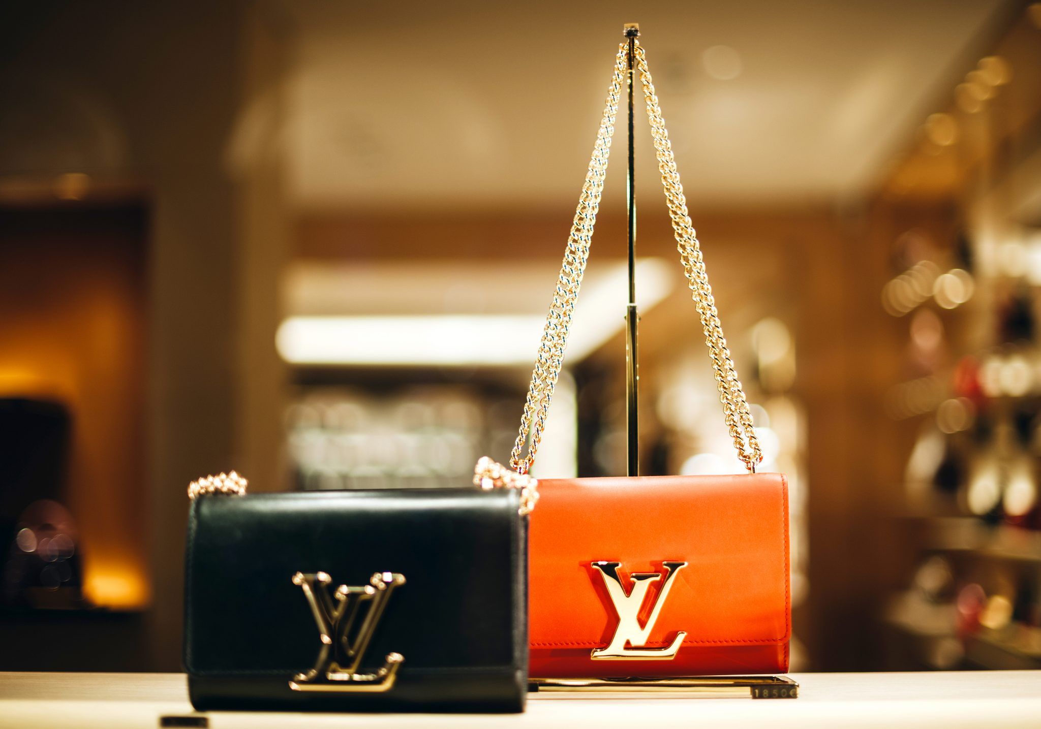 LVMH Shares Keenly Watched For Clues to China, Luxury Spending