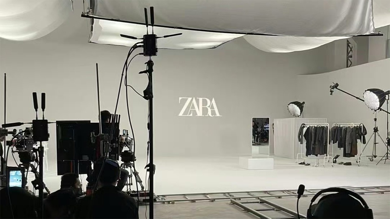 Amid the flurry of fast-paced, hard-selling livestreams, Zara is rolling out a more calm and choreographed concept. Is this a strategy luxury brands could use? Photo: Weibo