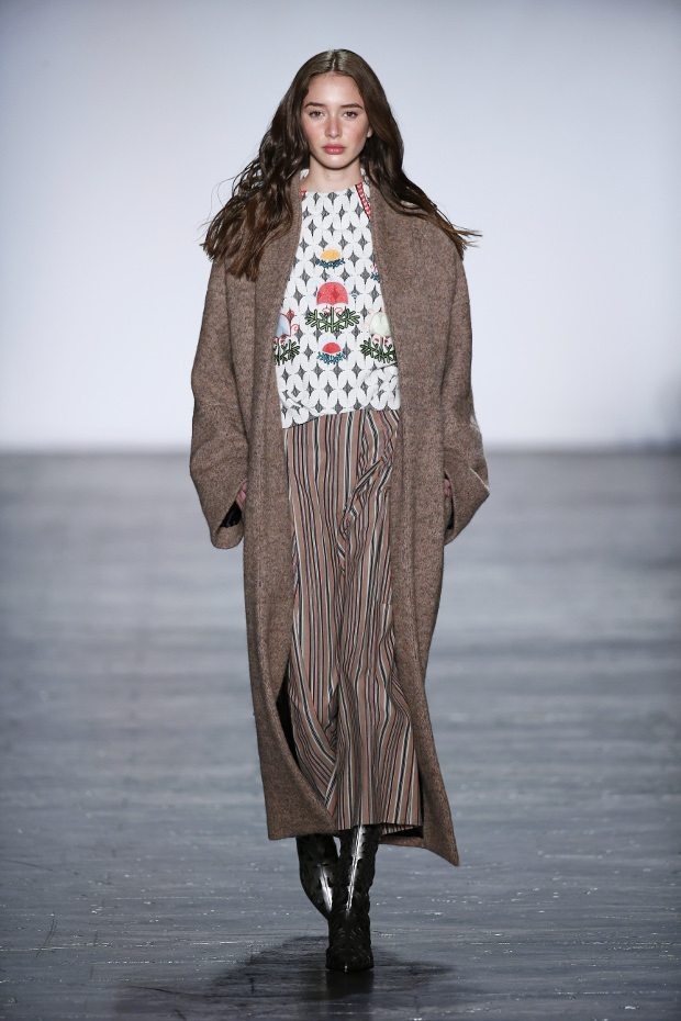 A look from Vivienne Tam's Autumn/Winter 2016 collection at New York Fashion Week. (All photos by Dan Lecca)