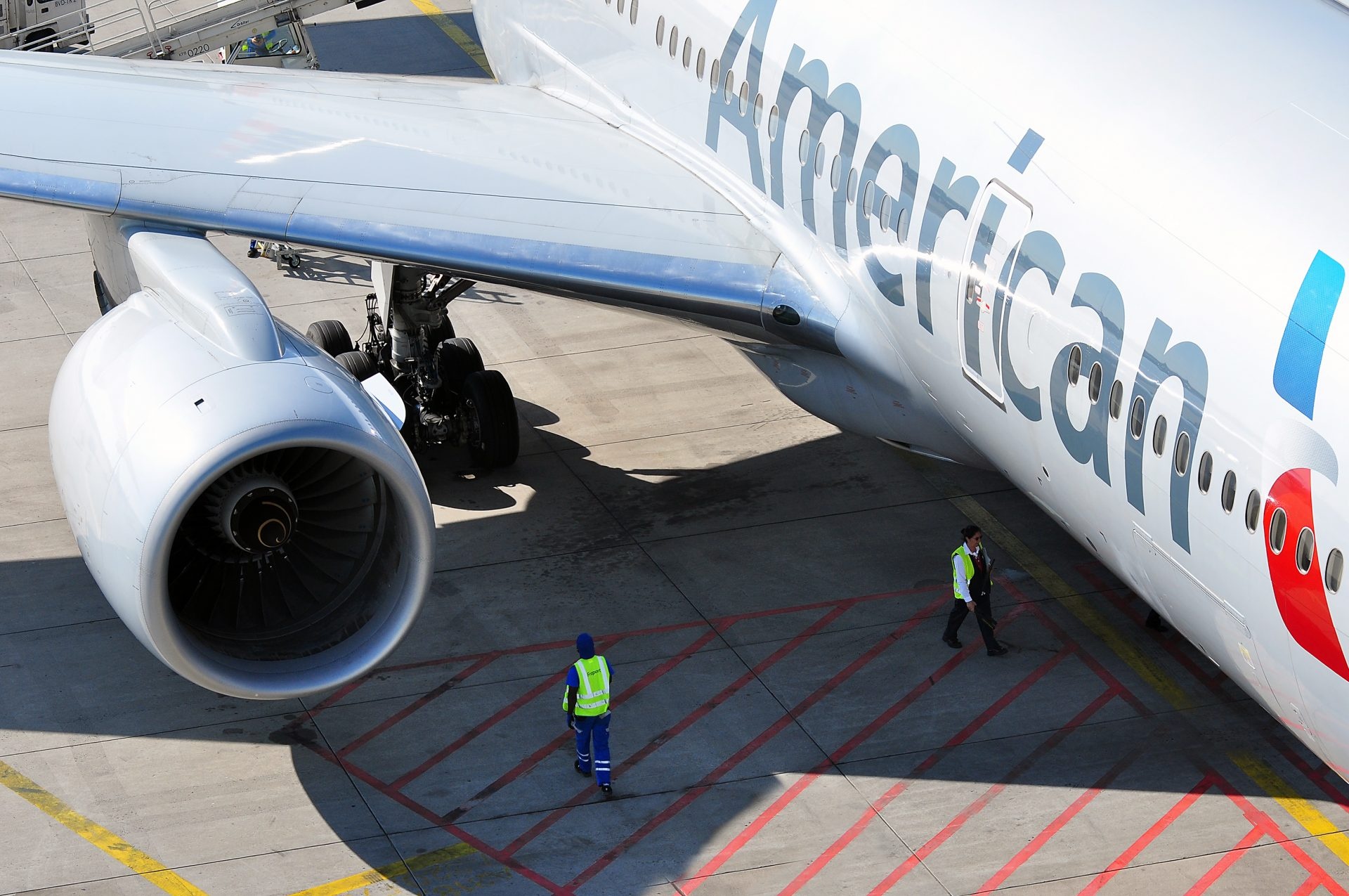 American Airlines claims that Chinese aviation authorities refuse to offer takeoff and landing slots at Beijing airport, preventing it to launch a new Los Angeles-China route. (Vytautas Kielaitis/Shutterstock)