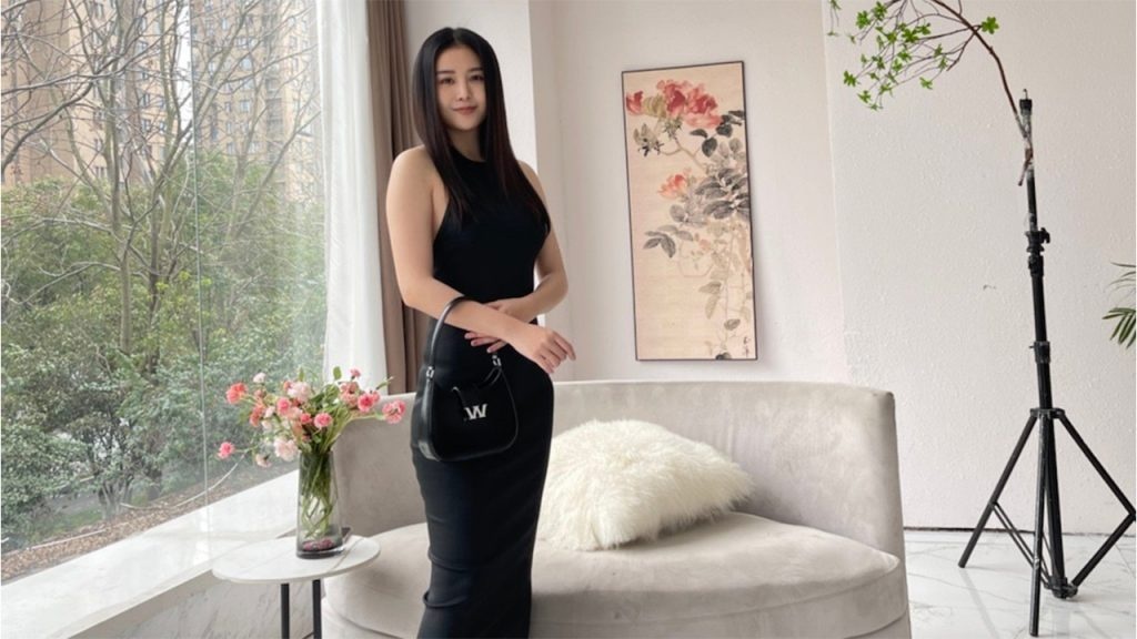 Alexander Wang partnered with Taobao model Liang Xiaoqing in April to promote its new Hobo Bag. Photo: Liang Xiaoqing's Weibo