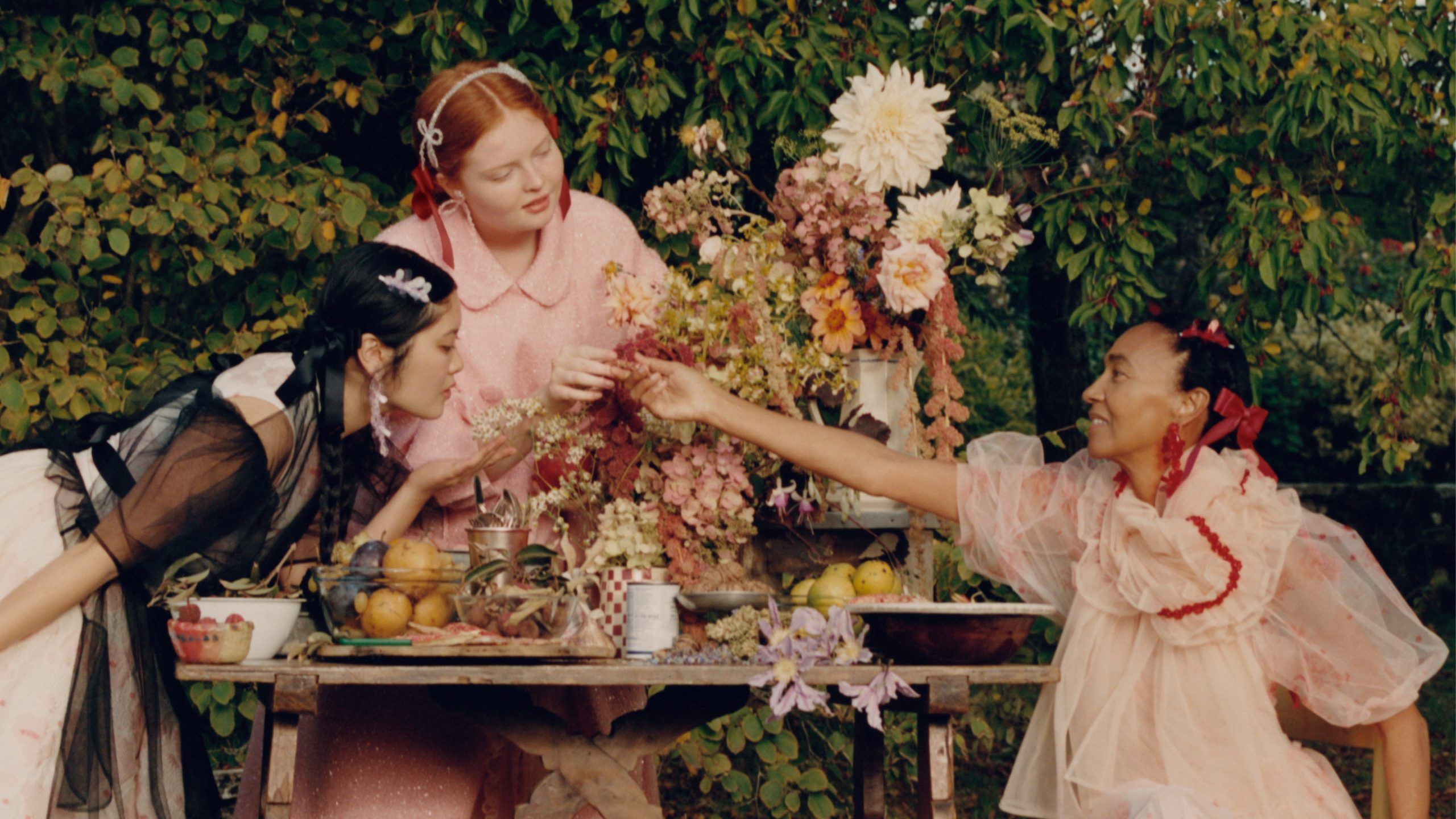 Fairytale Ending for Simone Rocha's H&M Collab | Jing Daily