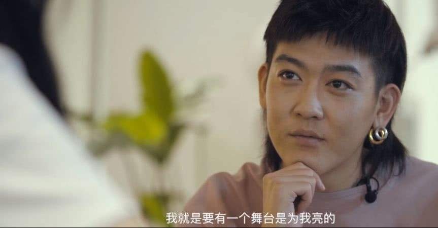 Jiang Sida in his video collaboration with SK-II. Photo Source: Sina