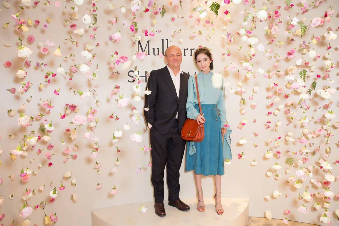 Mulberry Banks on Yang Mi's Star Power as It Expands in China