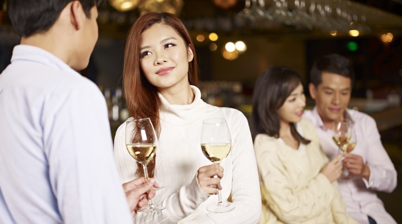 With millions of Chinese Gen Zers drinking less, or no, alcohol, winemakers must innovate. Image: Shutterstock