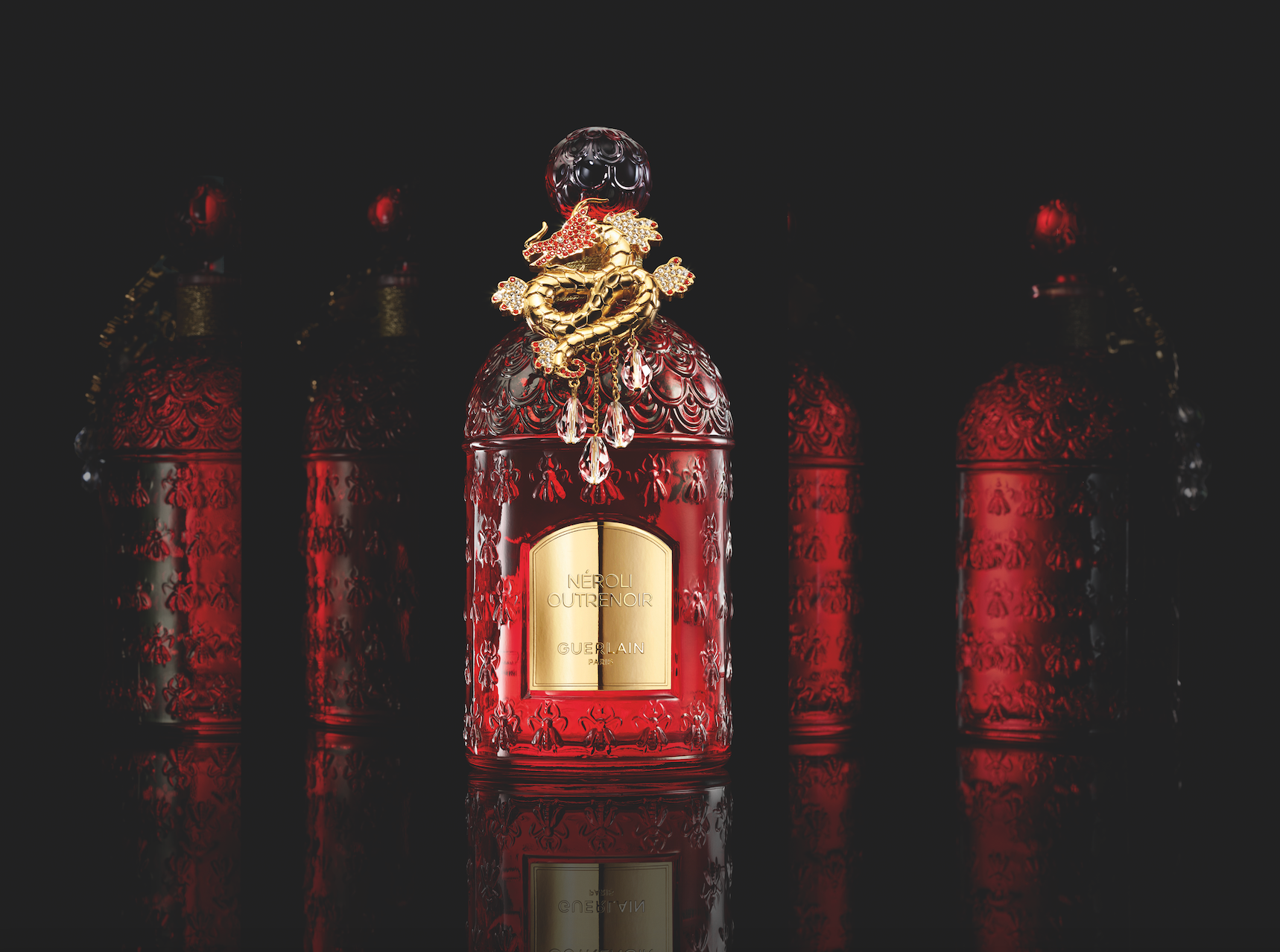 Customers at the Ultimate Boutique can discover Guerlain’s exceptional pieces, such as the dragon-themed Chinese New Year Millésime 2024 by Atelier Truscelli. Photo: Guerlain 
