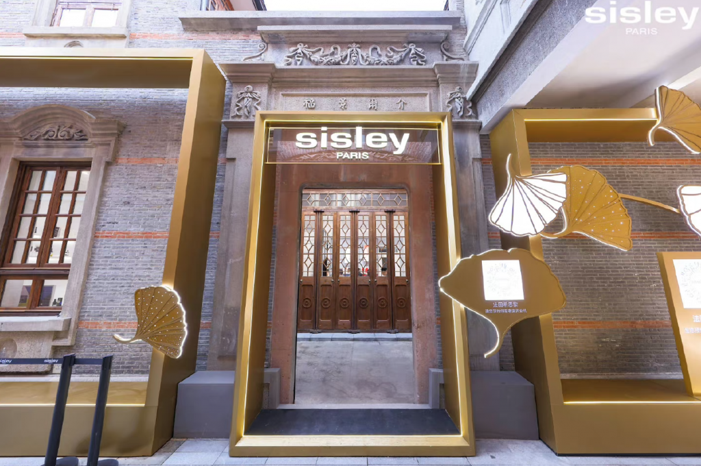 Beauty label Sisley opened its first Asia-Pacific Maison Sisley, which includes in-store coffee shops and beauty salons, in Shanghai Zhang Yuan. Image: Sisley