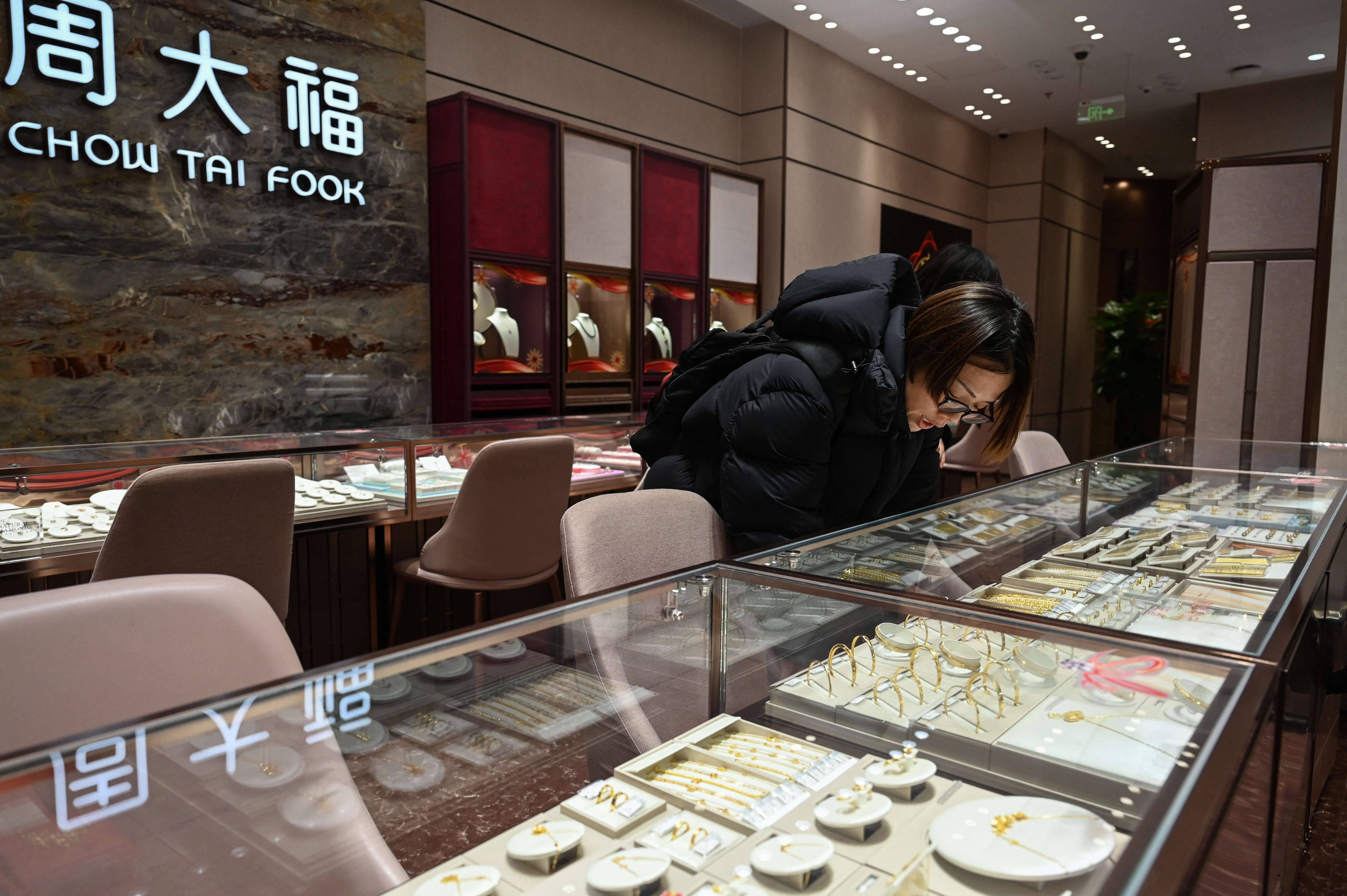 Domestic consumers are pivoting to Chinese competitors, including Chow Tai Fook, for their investments. Image: Getty Images