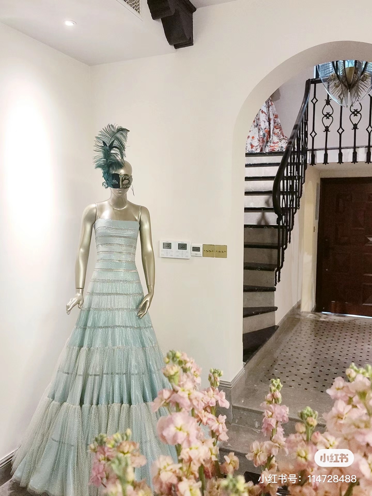 Lulu opened a space in Shanghai, Maison Lulu, to display her entire haute couture collection. Image: Xiaohongshu