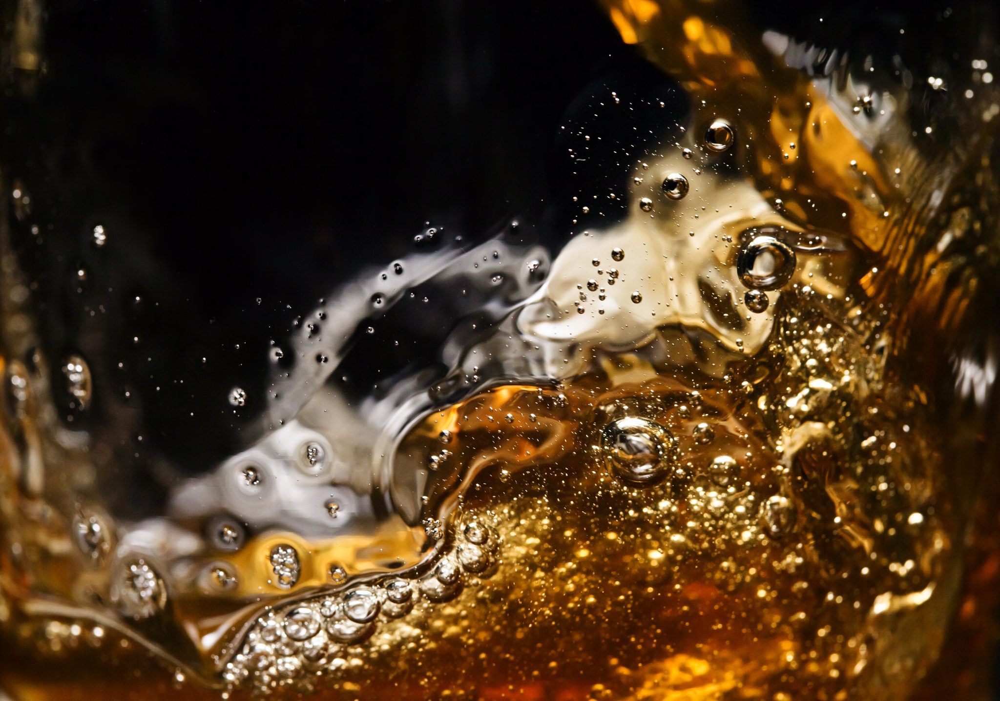 Hennessy’s Strategy to Lure Cognac Drinkers Back to the Table | Jing Daily