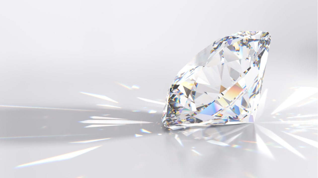 JD.com is partnering with the independent technology company and the Gemological Institute of America so it can verify the authenticity of diamonds. Photo: Shutterstock.