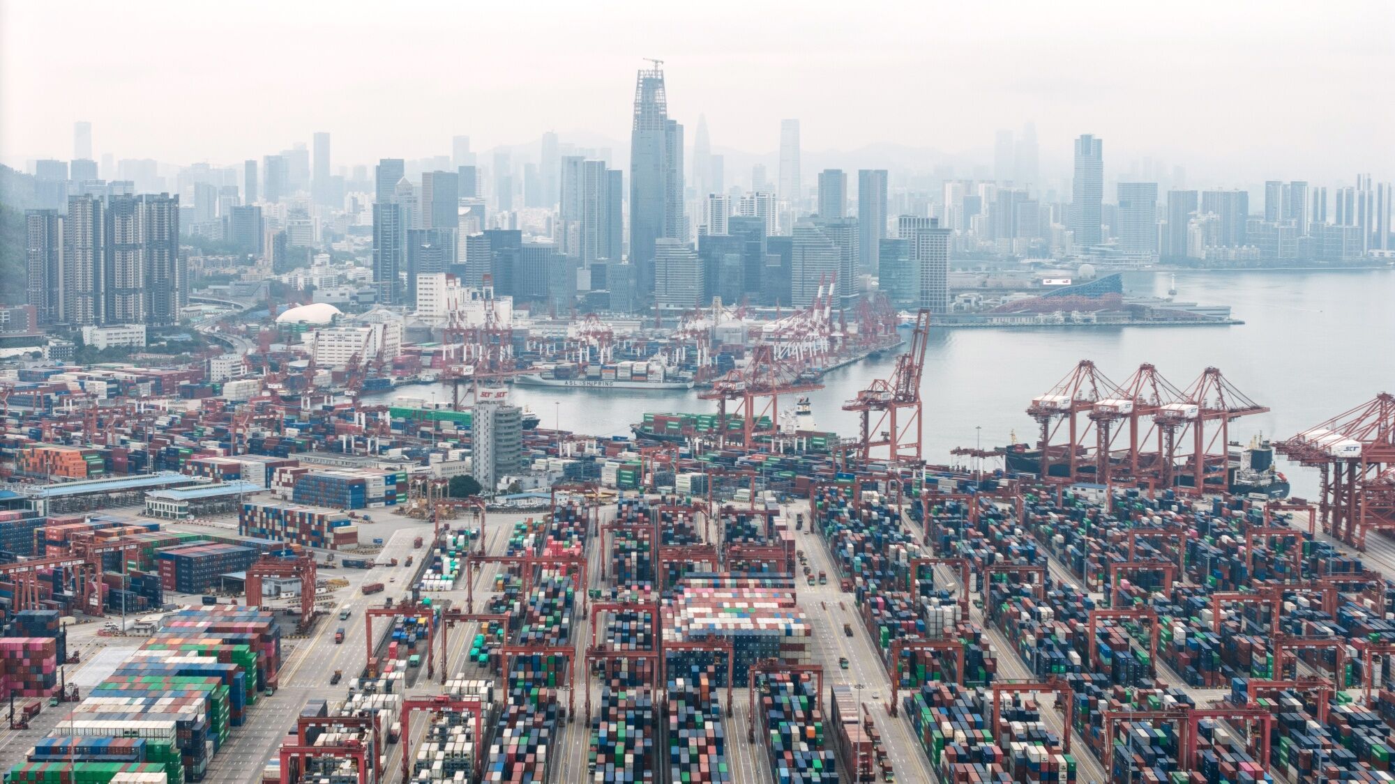 Canada pitches bank expansion in China, seeking to grow exports