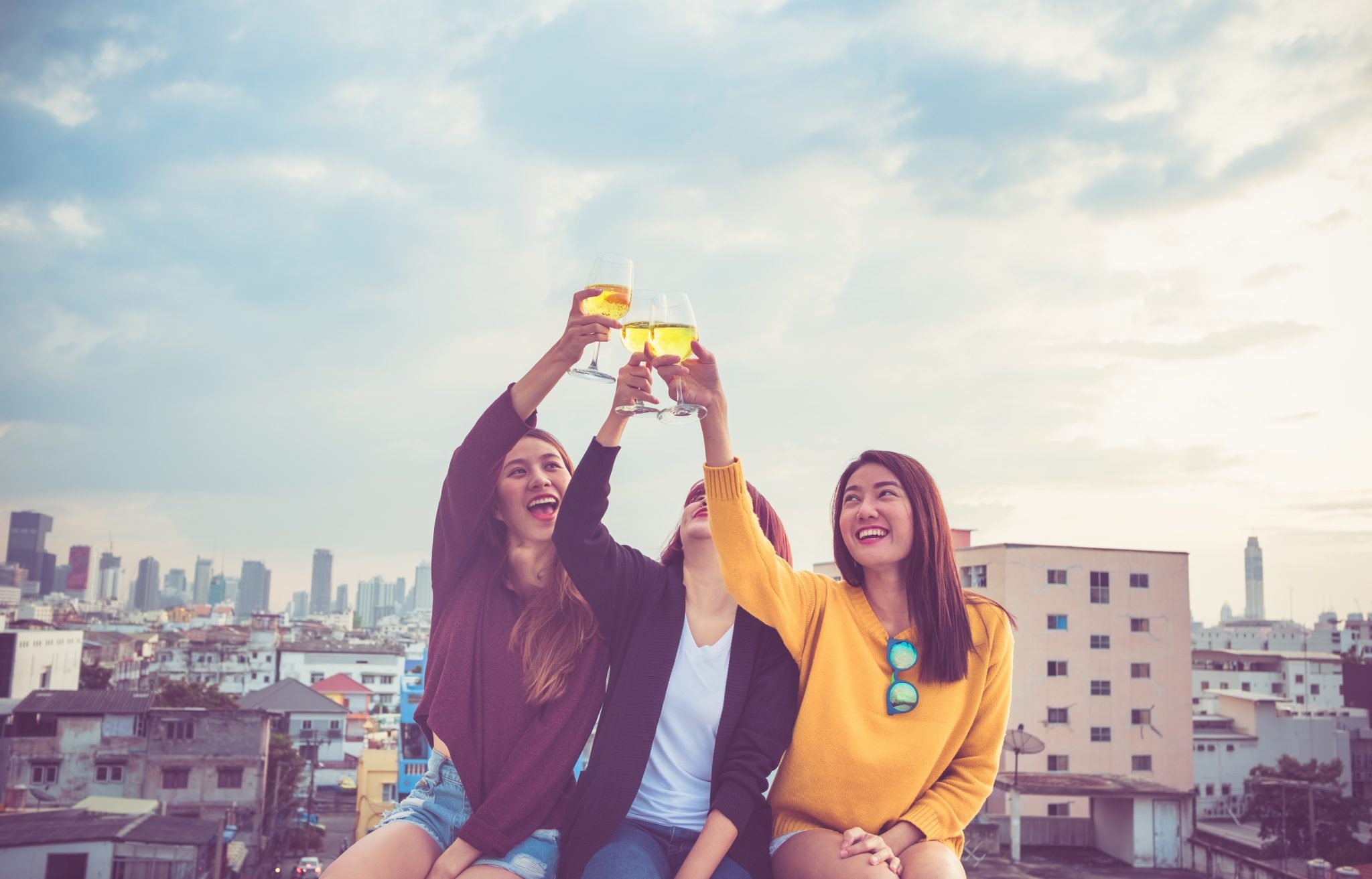 Young Chinese women are embracing sparkling wine. Photo: Shutterstock