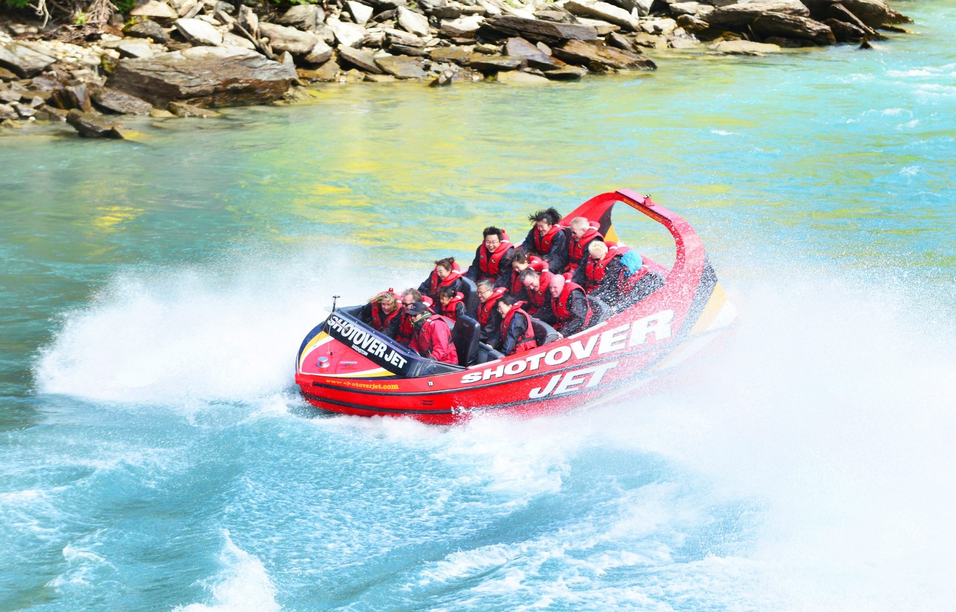 New Zealand has become a popular destination for Chinese adventure tourists. (i viewfinder/Shutterstock)