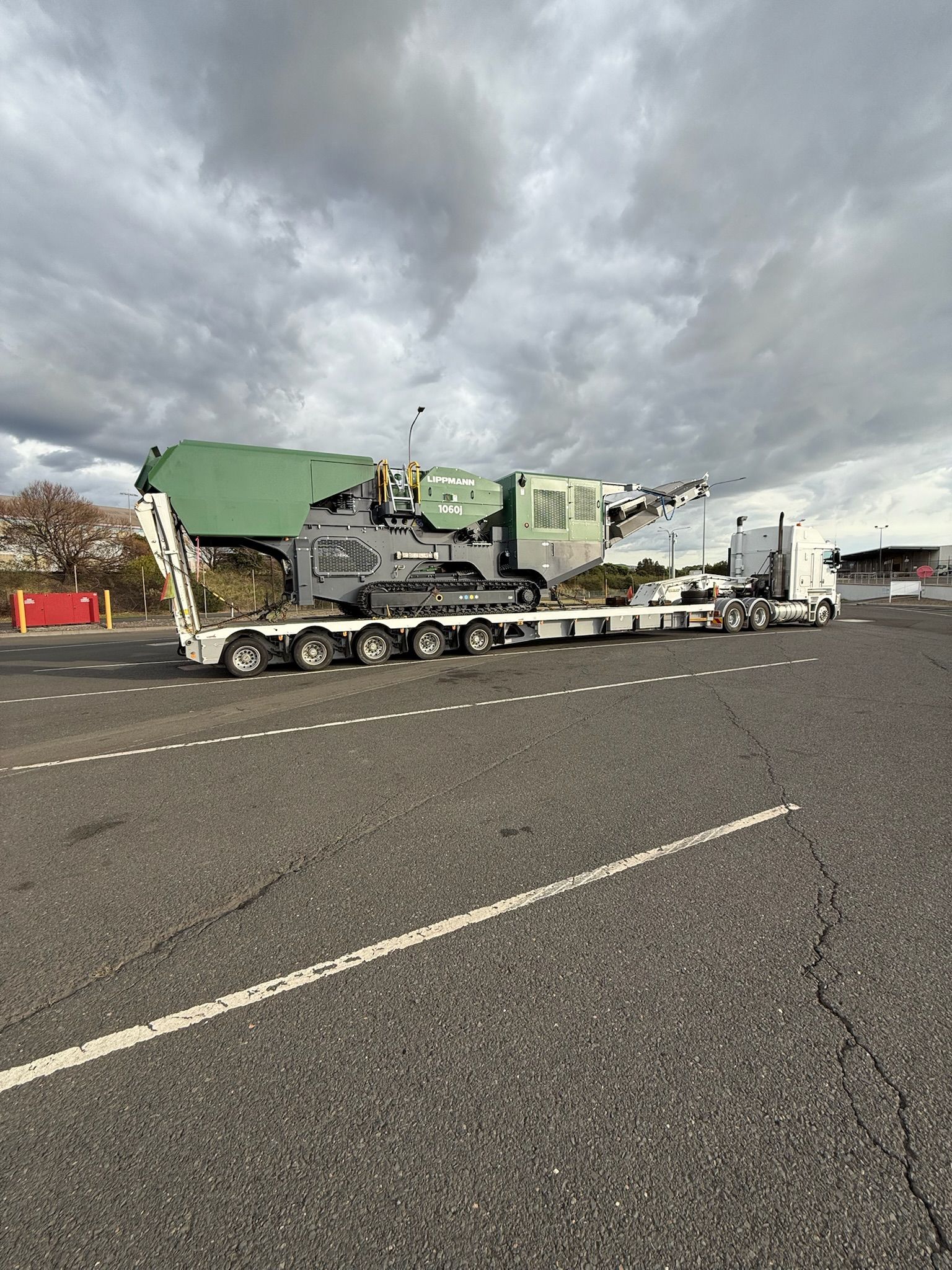 RO-RO Machinery Transport