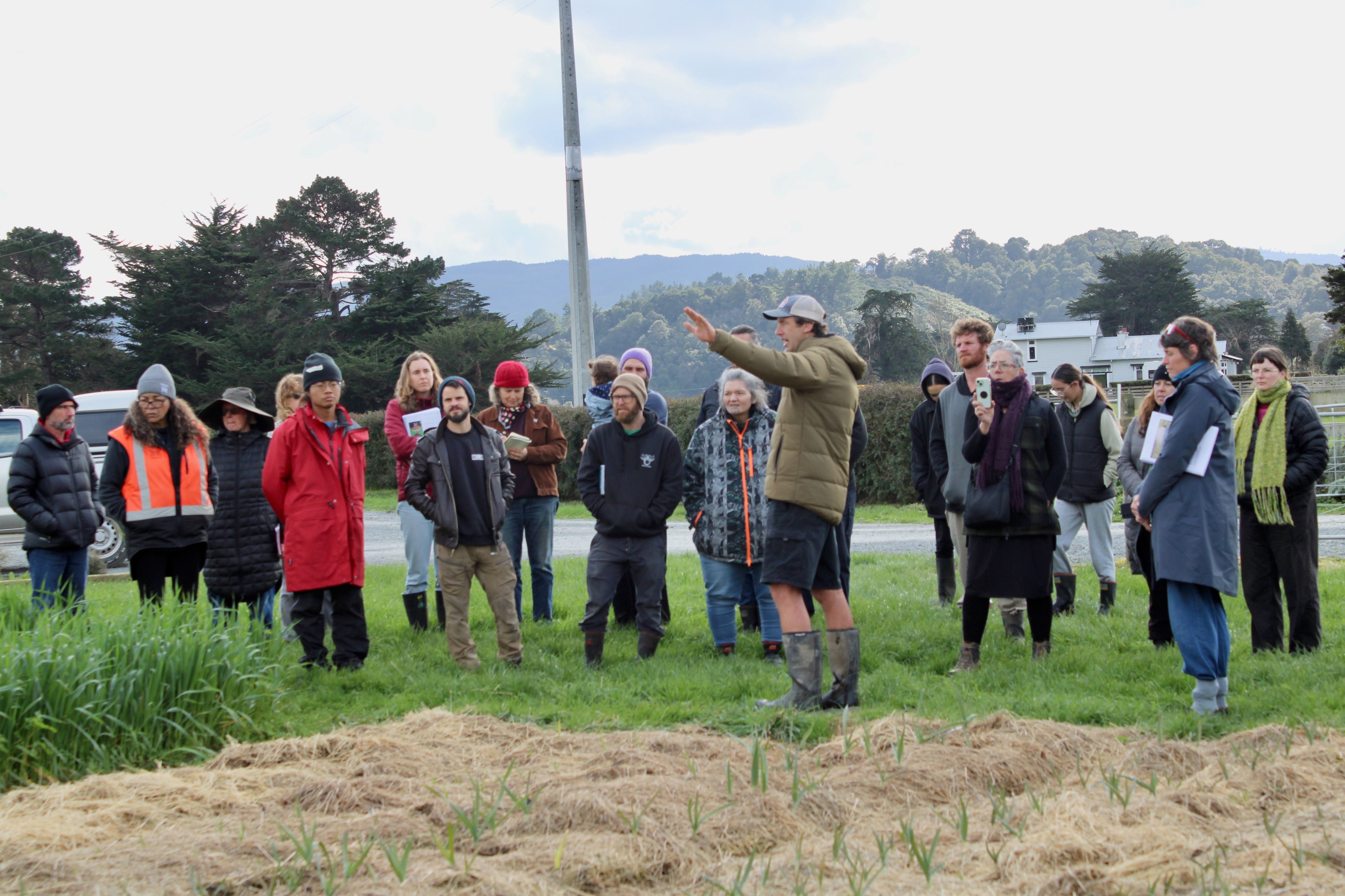 Cameron Dixon - Earthworkers Hort 101 at Mangaroa Farms