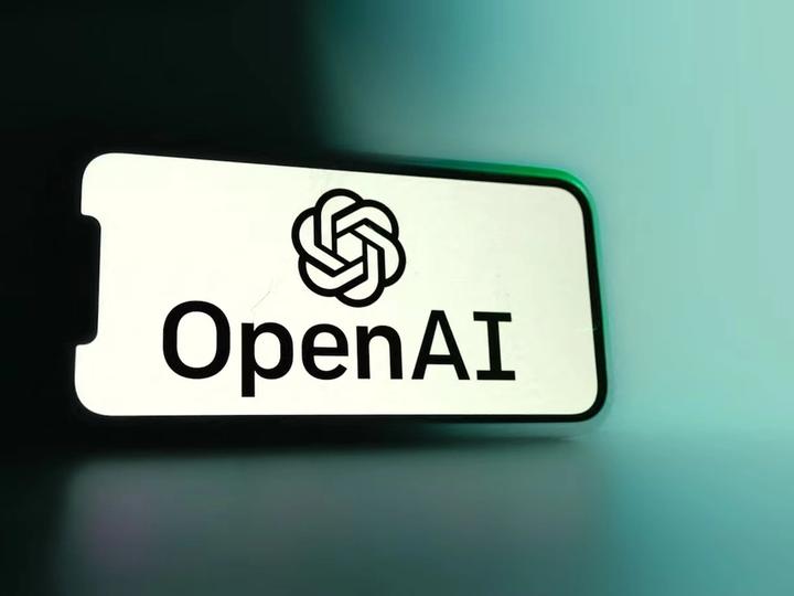 Illustratsioon uudisele: OpenAI palkab tipptegijaid enne võimalikku börsileminekut: ettevõte valmistub korraga investorite, konkurentide ja regulaatorite surveks