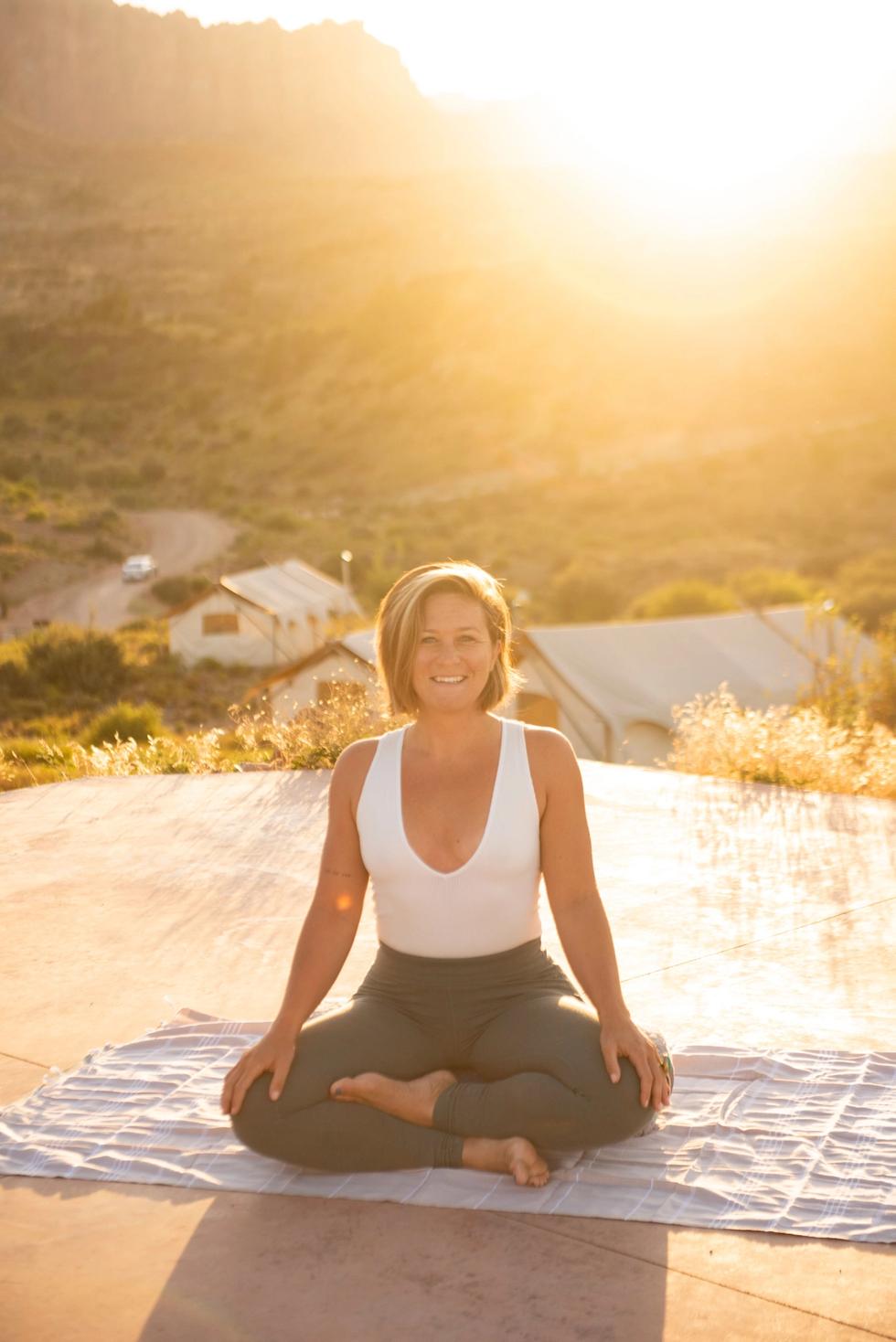 Ambre van de Berg 109world yoga