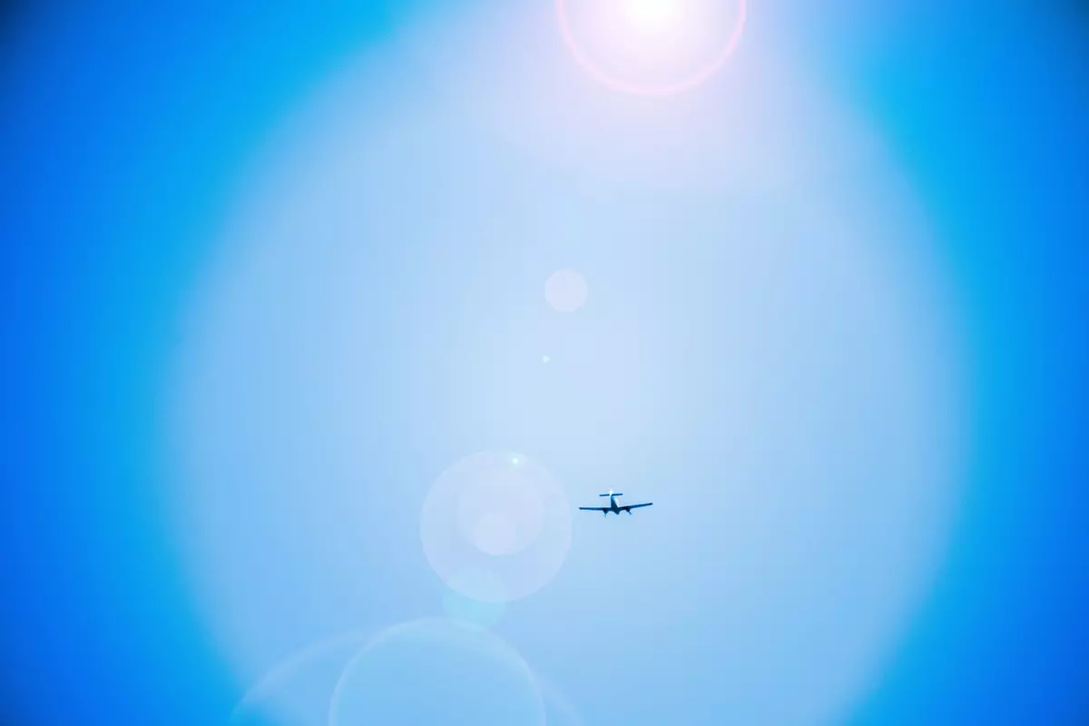 Picture of a plane in the air