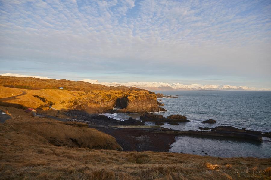 Basaltfelsen Lóndrangar