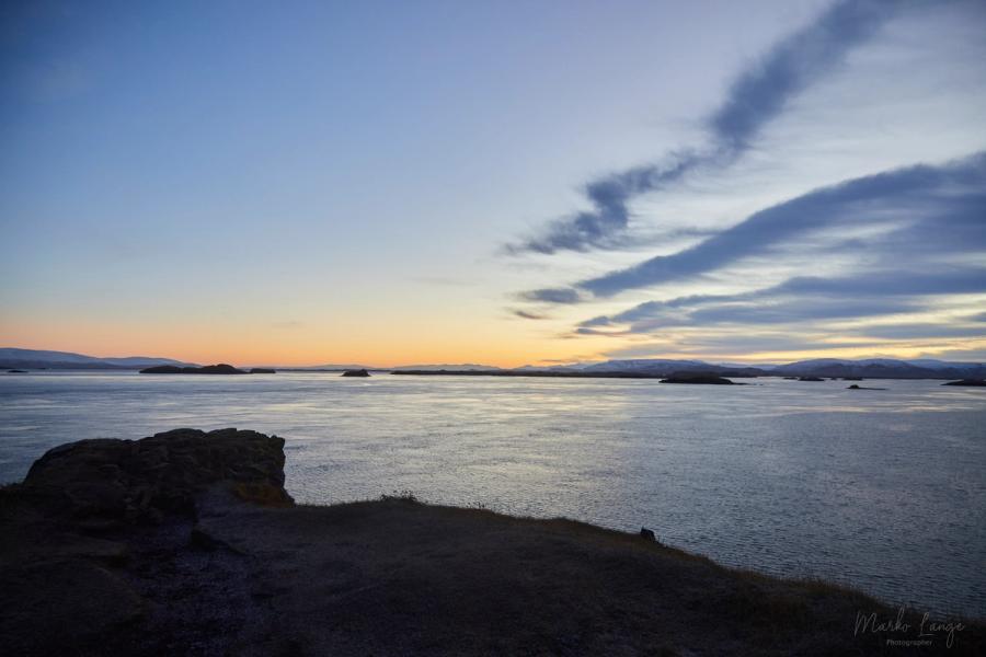 Der rote Leuchtturm von Stykkishólmur