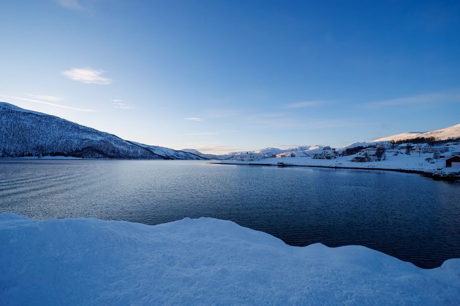 Schneewehe am Øyfjord