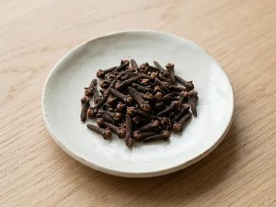 Cloves