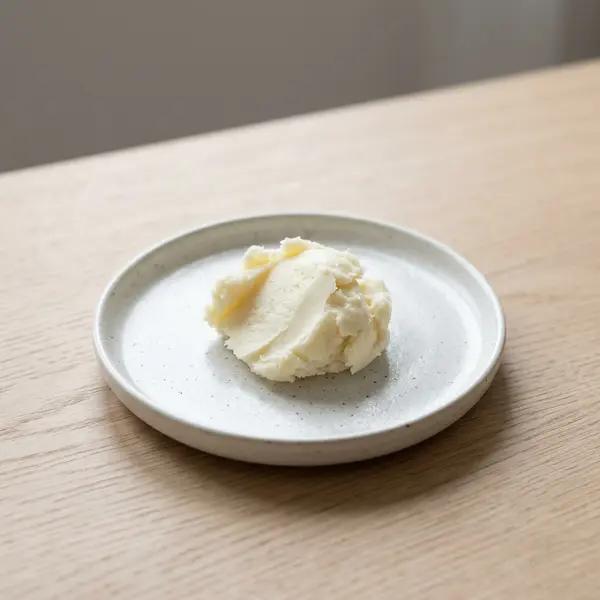 Shea Butter (Edible Grade)