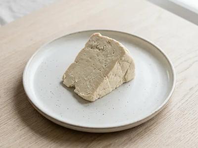 Pea protein cheese