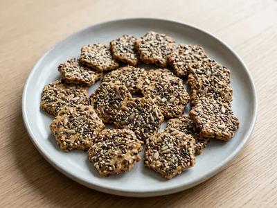 Seeded Crackers (Low-sodium)