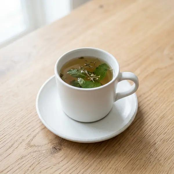 Peppermint Tea (weak, unsweetened)