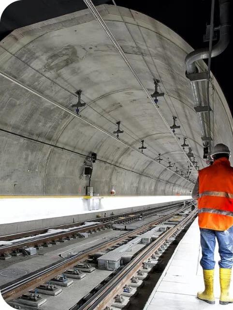 Site personnel tracking improved safety and reduced costs