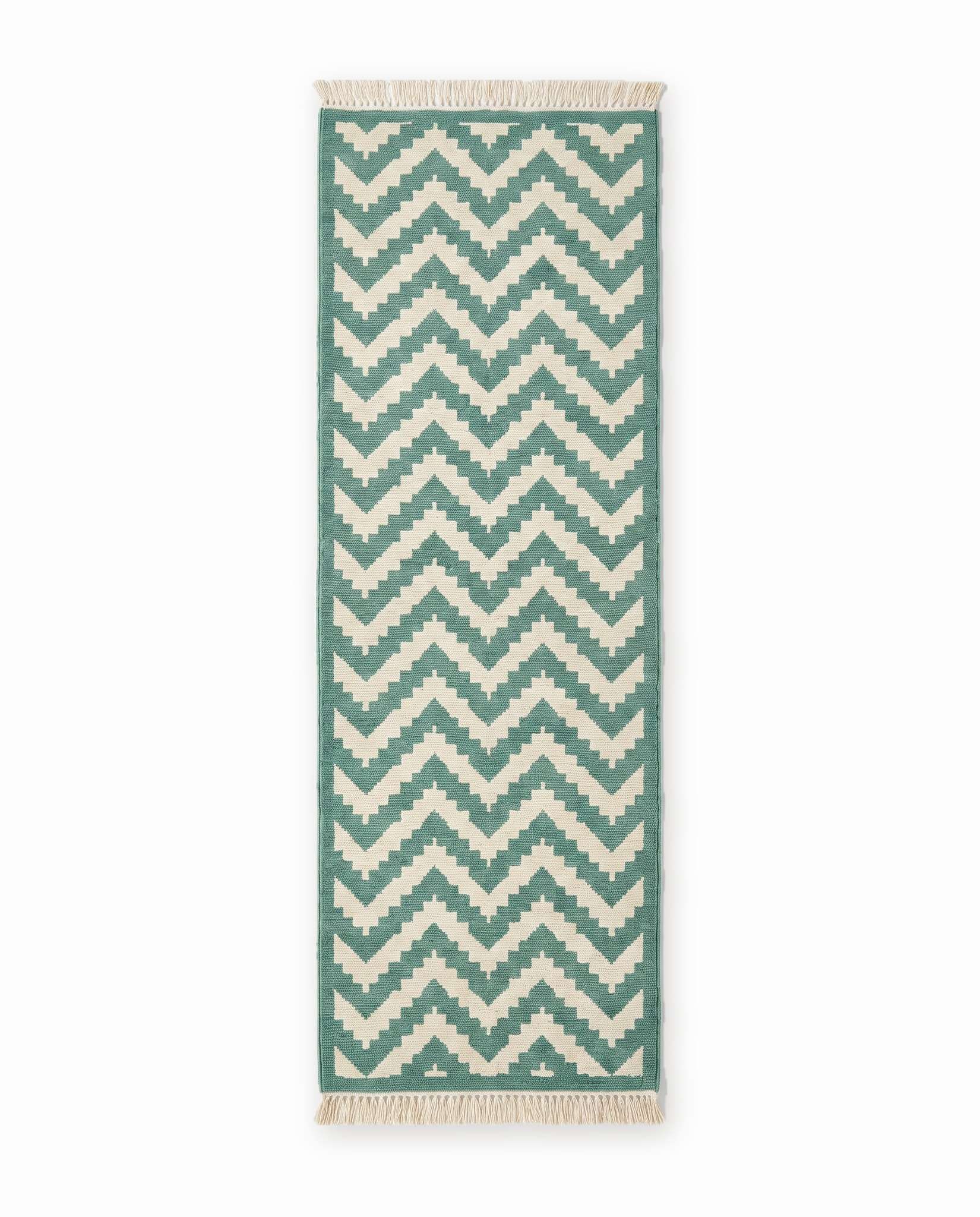 Chevron Runner