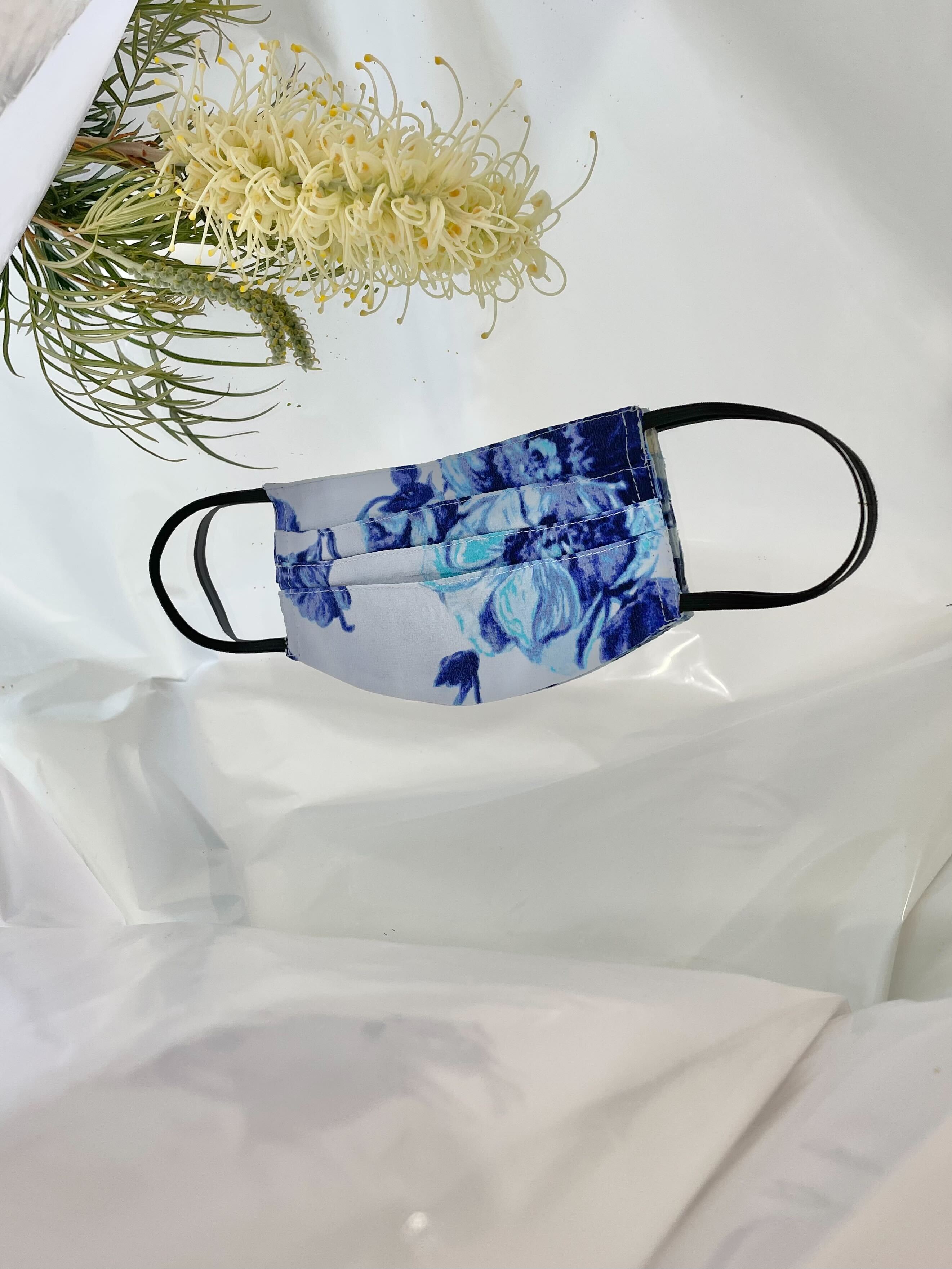 Ingrid Starnes Blue bloom mask