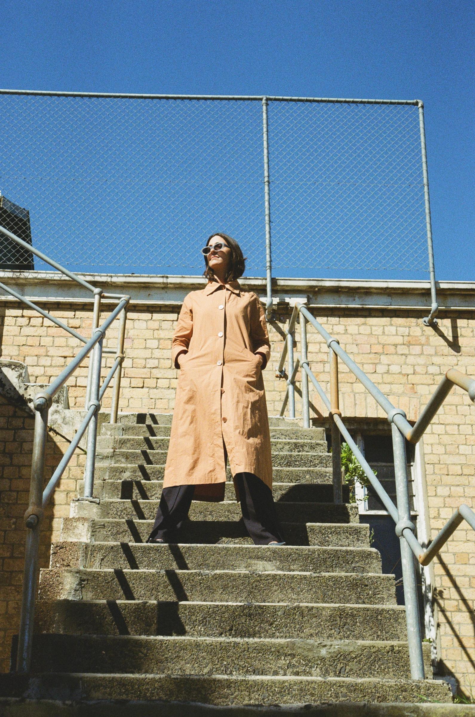 Product Image: Dali trench, Clay